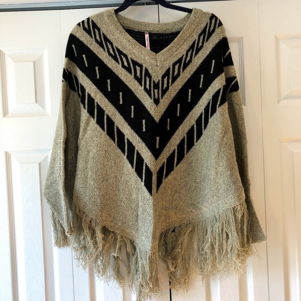 Love By Design poncho/shawl